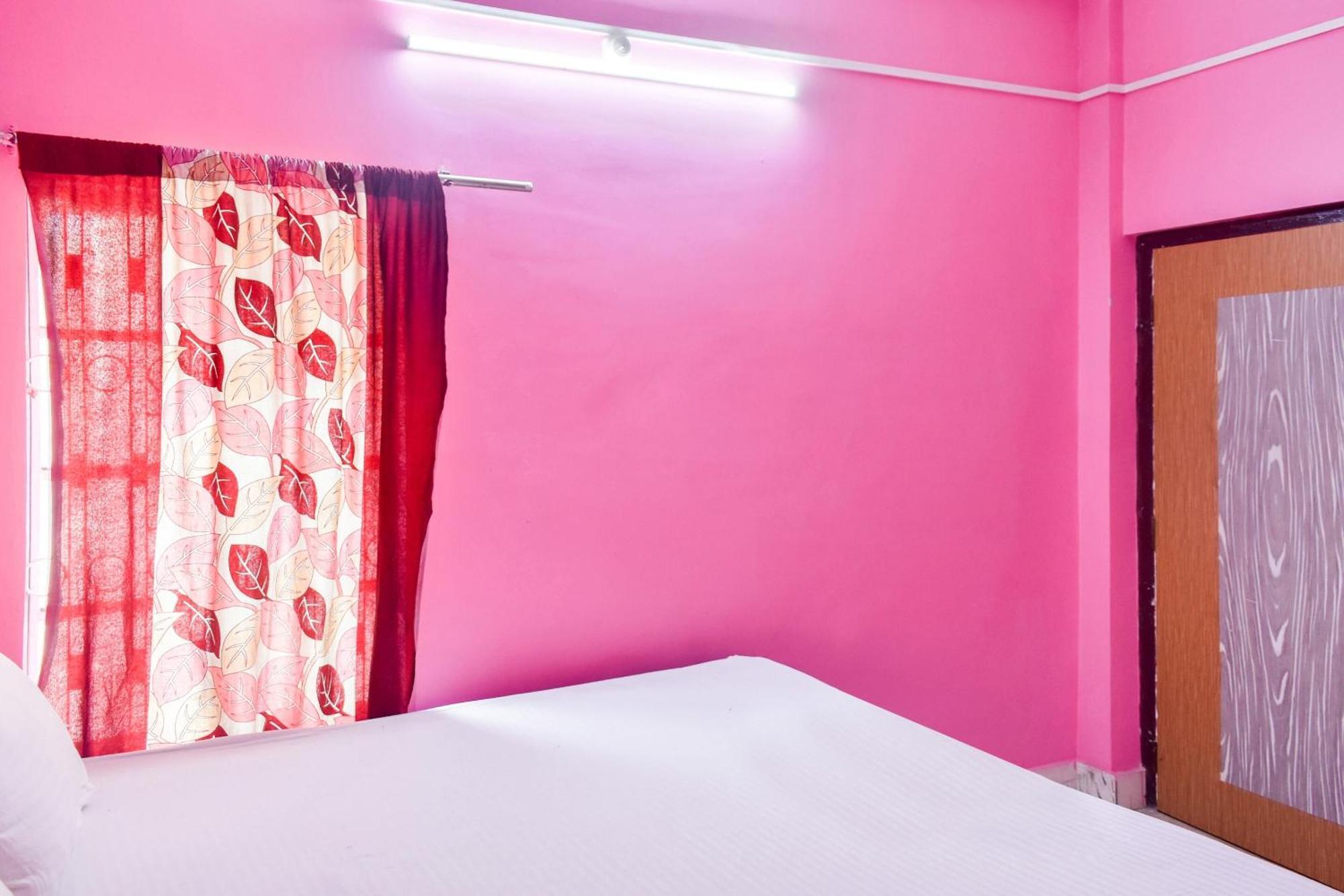 Super Hotel O Pradhan Nagar סיליגורי מראה חיצוני תמונה